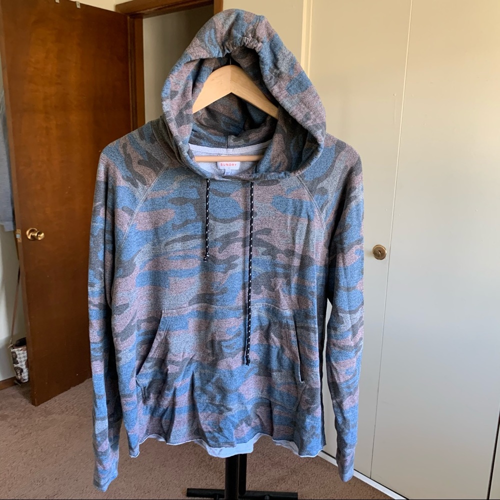 Sundry Evereve Camo Hoodie Sweatshirt Medium